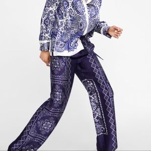 ❗️SOLD❗️Zara Silk Paisley Palazzo Pant NWT